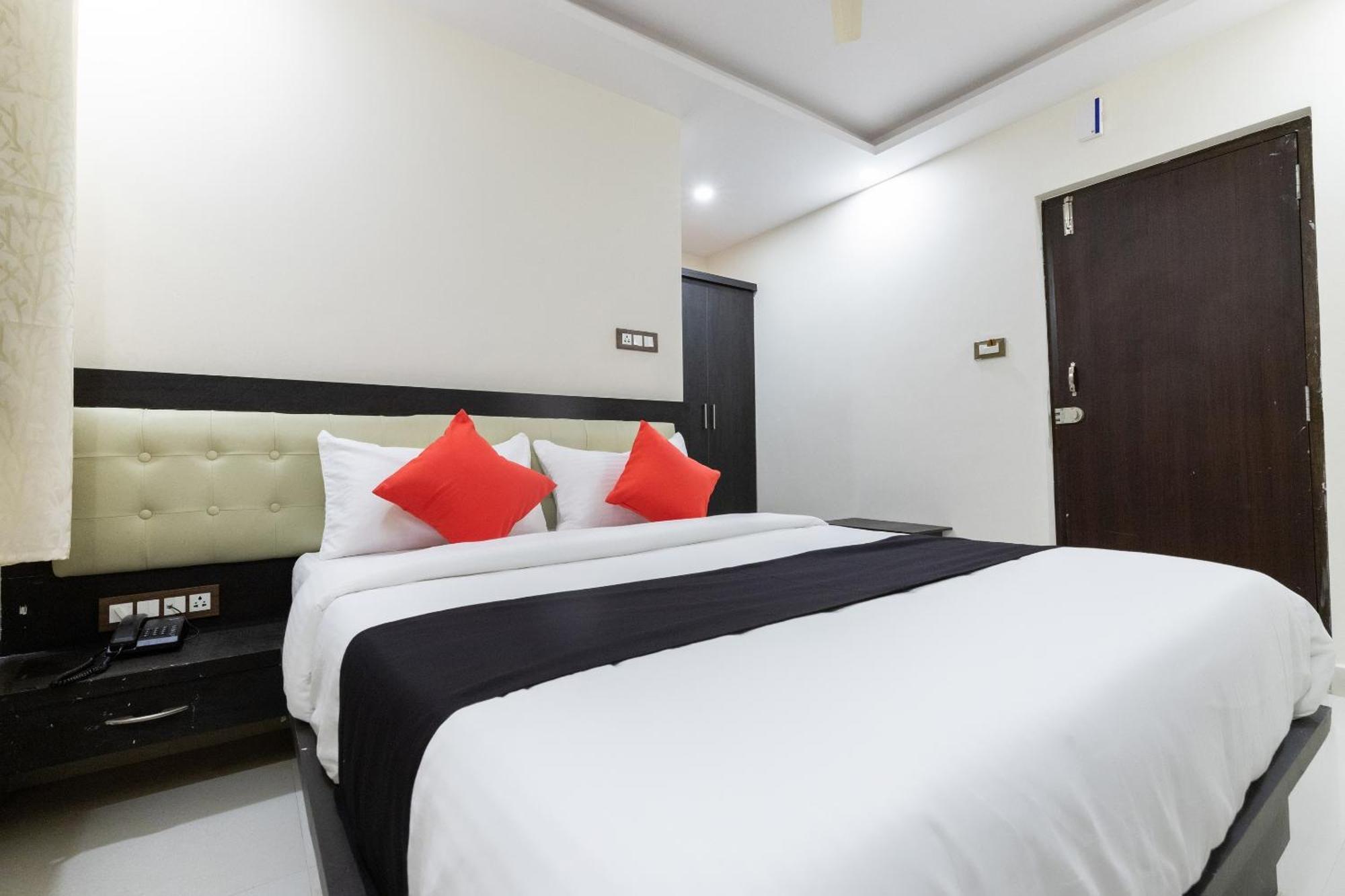 Super Capital O Choice Regal Suites Near Ragigudda Sri Prasanna Anjanayeswamy Temple Μπανγκαλόρ Εξωτερικό φωτογραφία