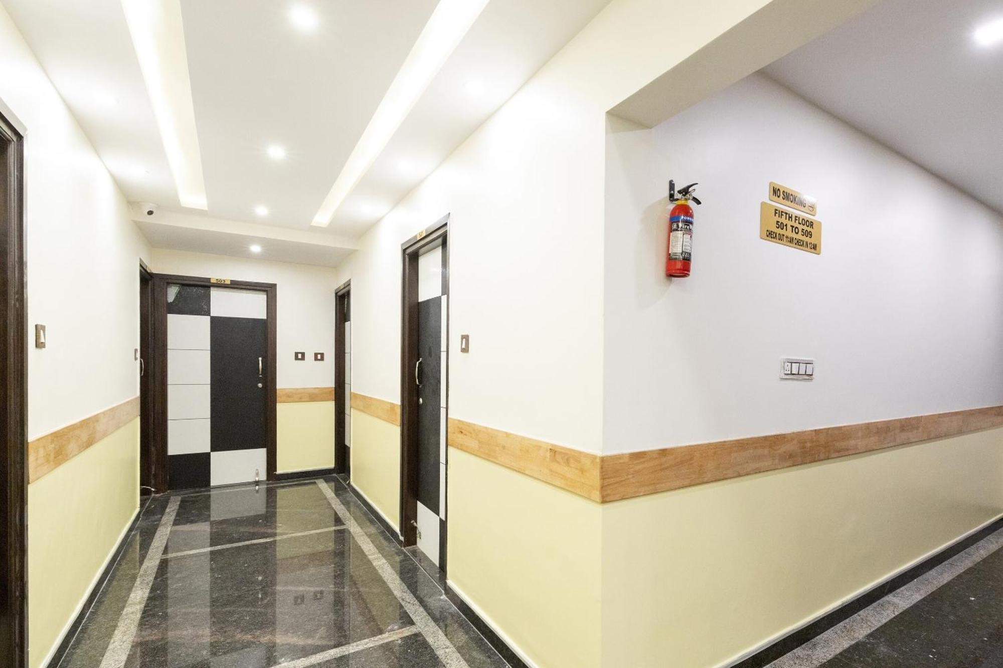 Super Capital O Choice Regal Suites Near Ragigudda Sri Prasanna Anjanayeswamy Temple Μπανγκαλόρ Εξωτερικό φωτογραφία