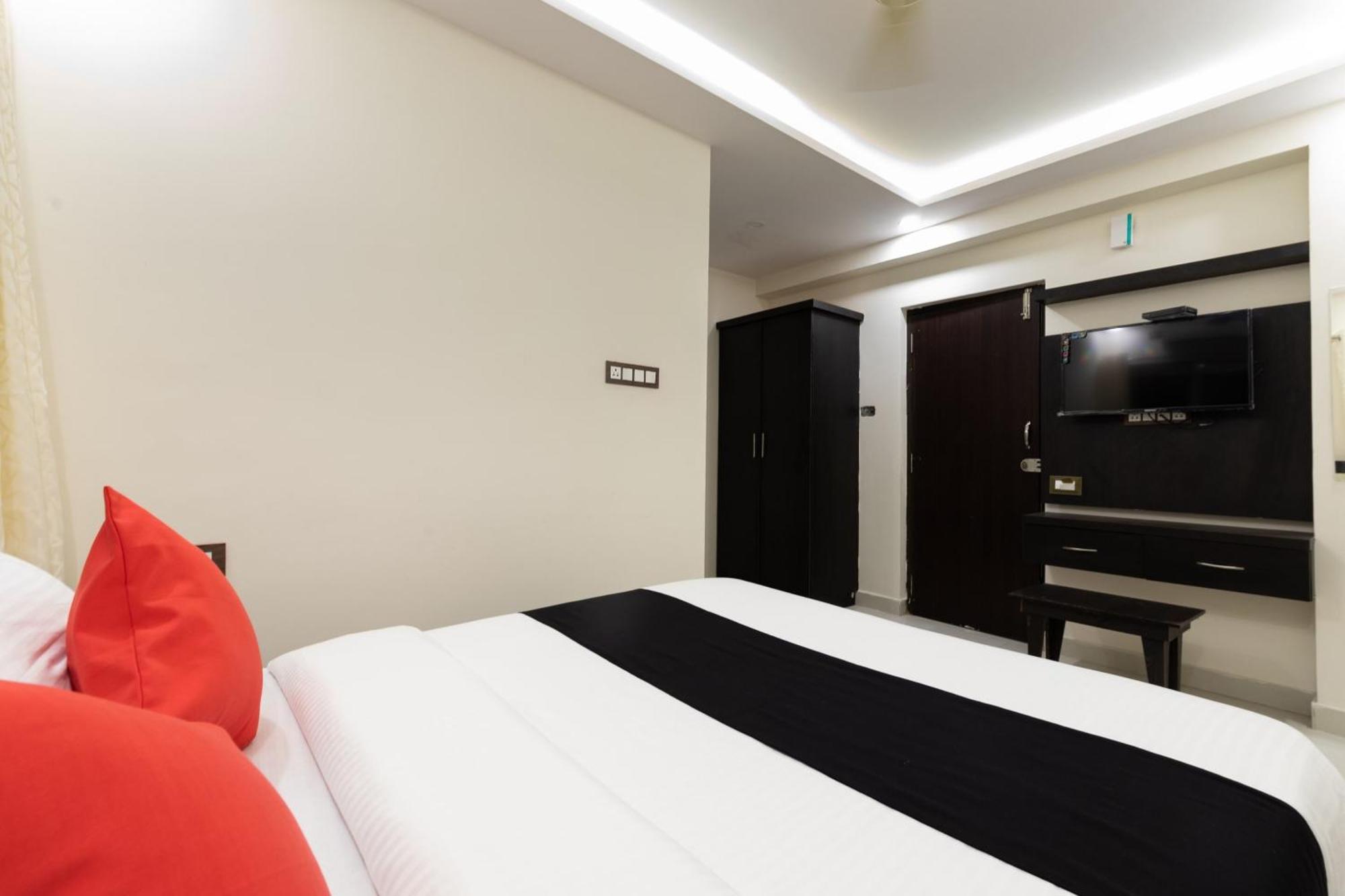 Super Capital O Choice Regal Suites Near Ragigudda Sri Prasanna Anjanayeswamy Temple Μπανγκαλόρ Εξωτερικό φωτογραφία